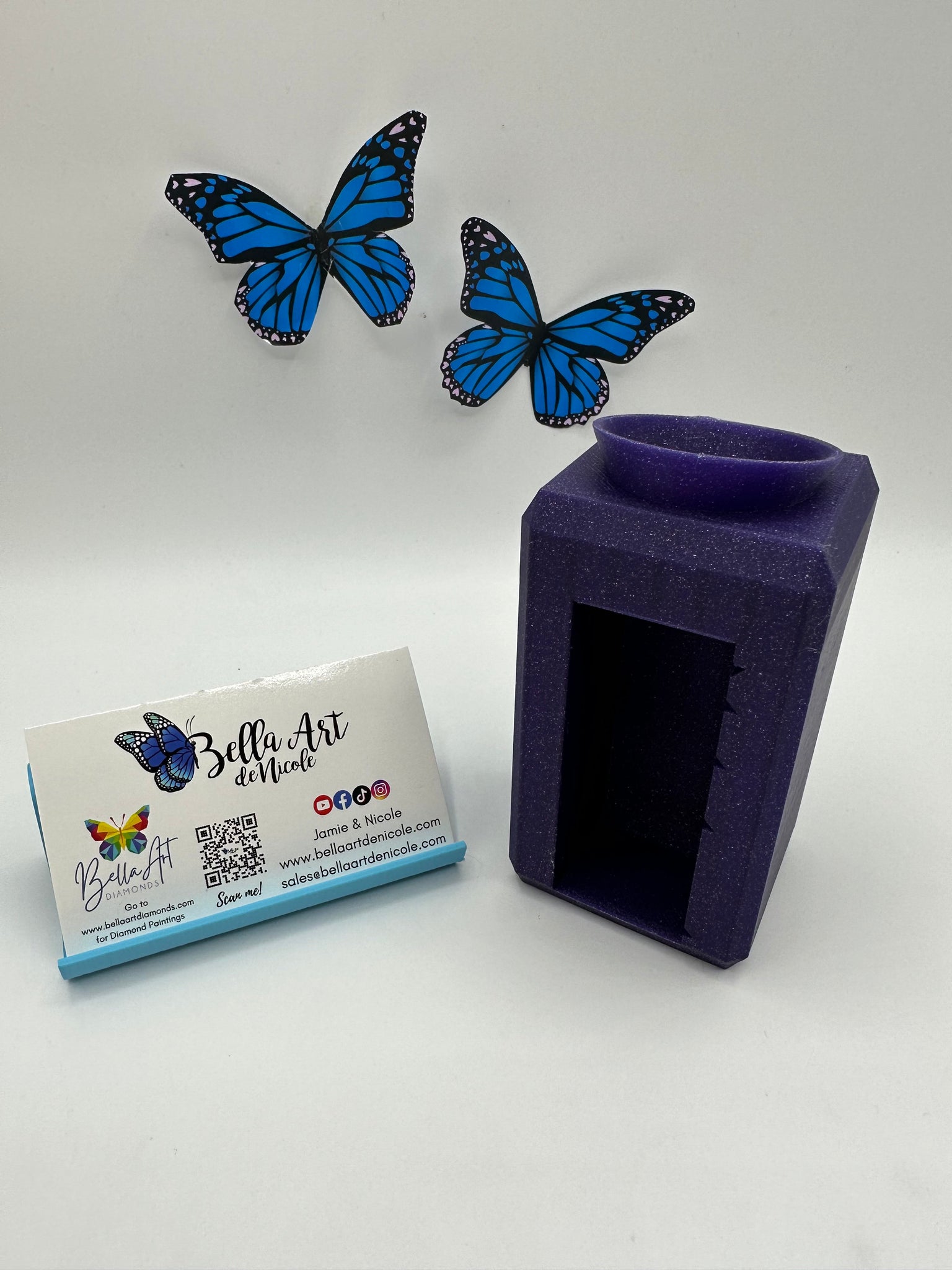 Butterfly Round Case with Diamond Painting Tools and Storage Pots